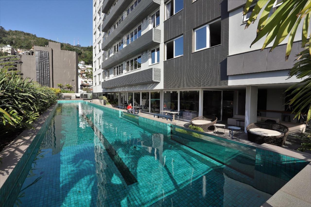 Appartamento Apto em localização incrível no Centro, prédio com piscina e academia Florianópolis Esterno foto