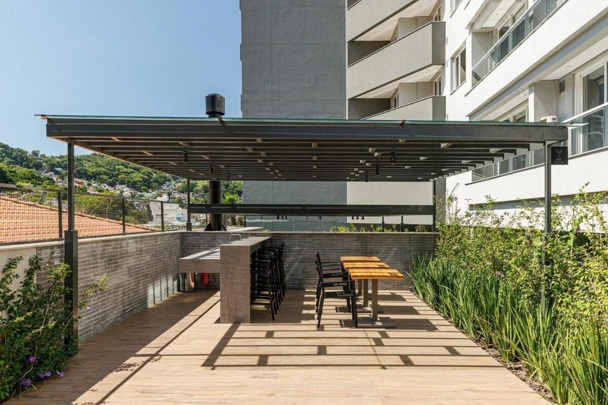 Appartamento Apto em localização incrível no Centro, prédio com piscina e academia Florianópolis Esterno foto